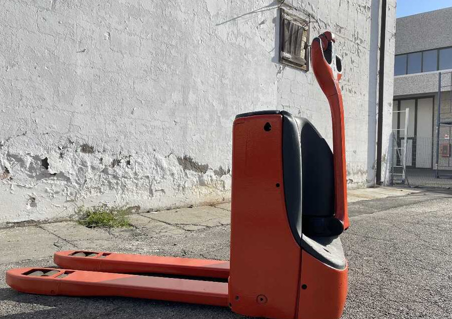 Linde T 16/1152 - Вилушкар за палети: слика 2 Linde T 16/1152 - Вилушкар за палети: слика 2