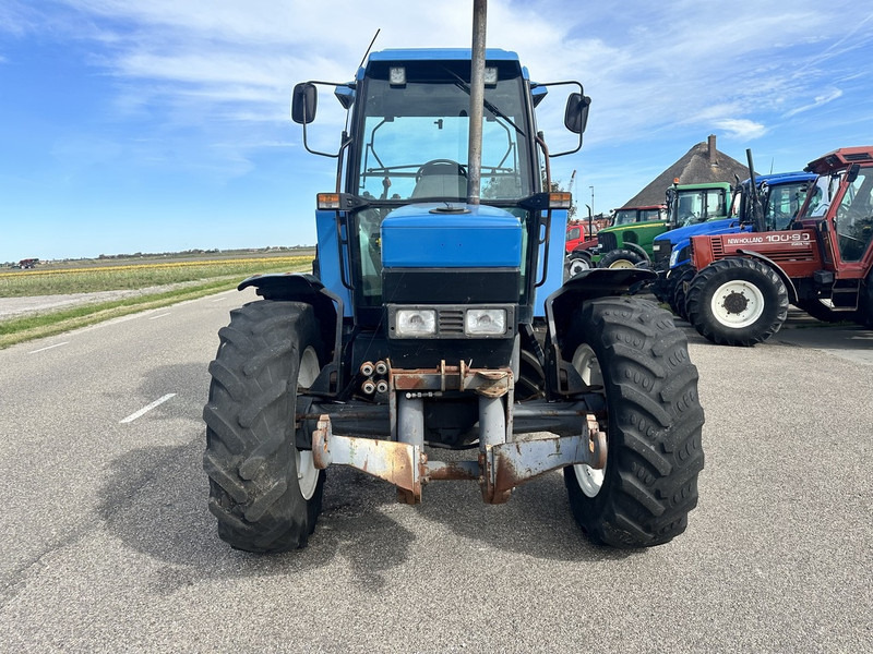 Ford 6640 SL - Трактор: слика 2 Ford 6640 SL - Трактор: слика 2