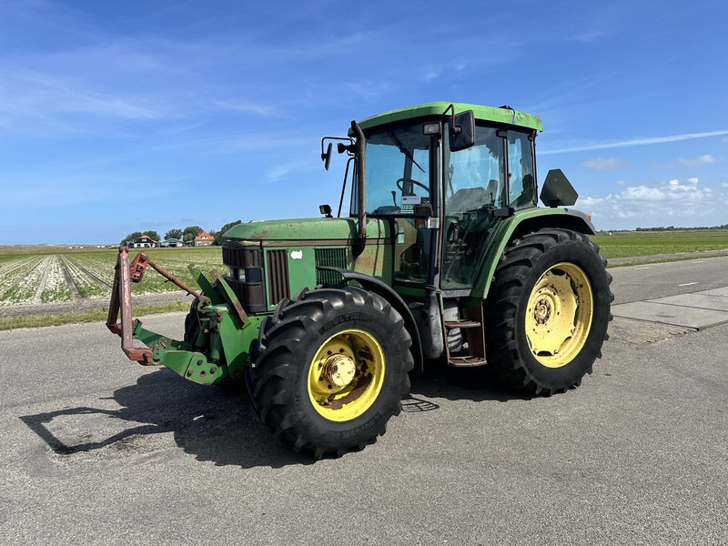 John Deere 6200 - Трактор: слика 1 John Deere 6200 - Трактор: слика 1