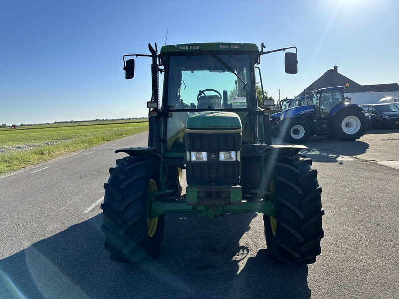 John Deere 6400 - Трактор: слика 2 John Deere 6400 - Трактор: слика 2