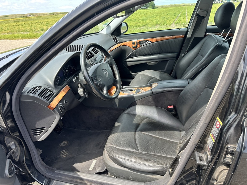 Mercedes-Benz E-Klasse 240 - Автомобил: слика 4 Mercedes-Benz E-Klasse 240 - Автомобил: слика 4
