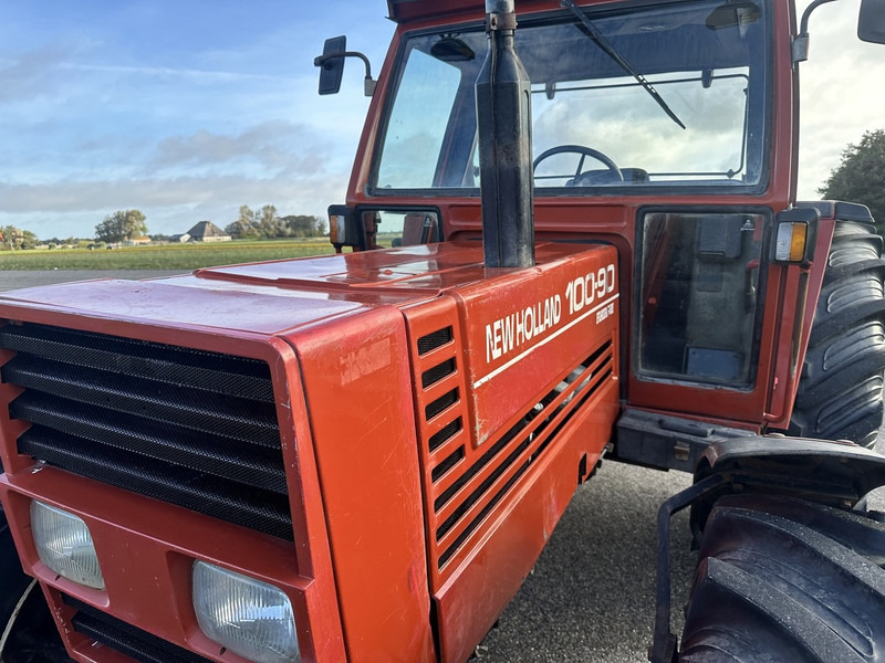 New Holland 100-90 DT - Трактор: слика 2 New Holland 100-90 DT - Трактор: слика 2