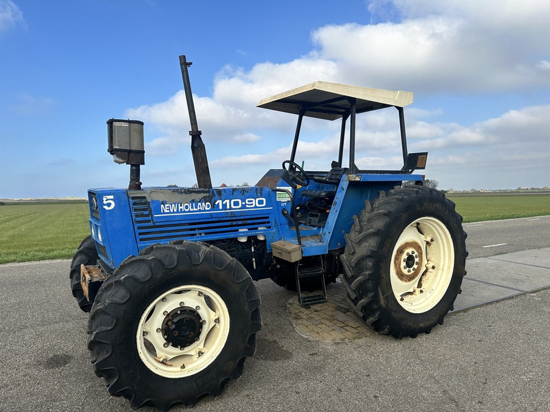 New Holland 110-90 DT - Трактор: слика 1 New Holland 110-90 DT - Трактор: слика 1