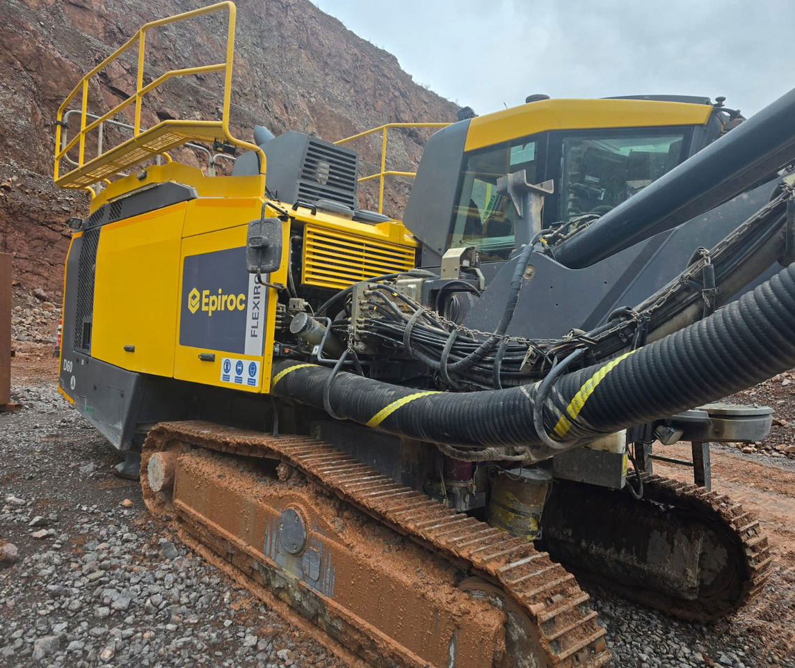 Atlas Copco (Epiroc) FlexiROC D60-10SF - Машина за бушење: слика 3 Atlas Copco (Epiroc) FlexiROC D60-10SF - Машина за бушење: слика 3