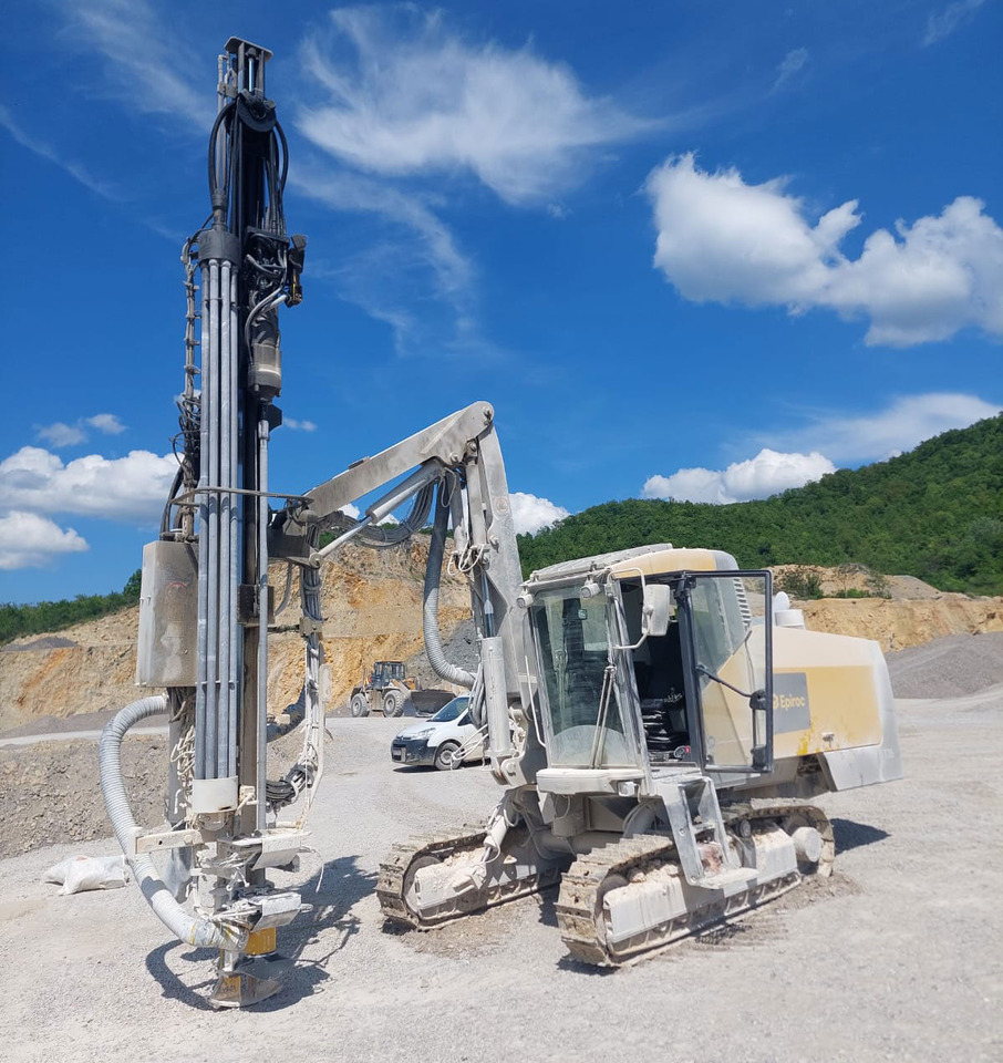 Atlas Copco (Epiroc) FlexiRoc T35-11 - Машина за бушење: слика 1 Atlas Copco (Epiroc) FlexiRoc T35-11 - Машина за бушење: слика 1
