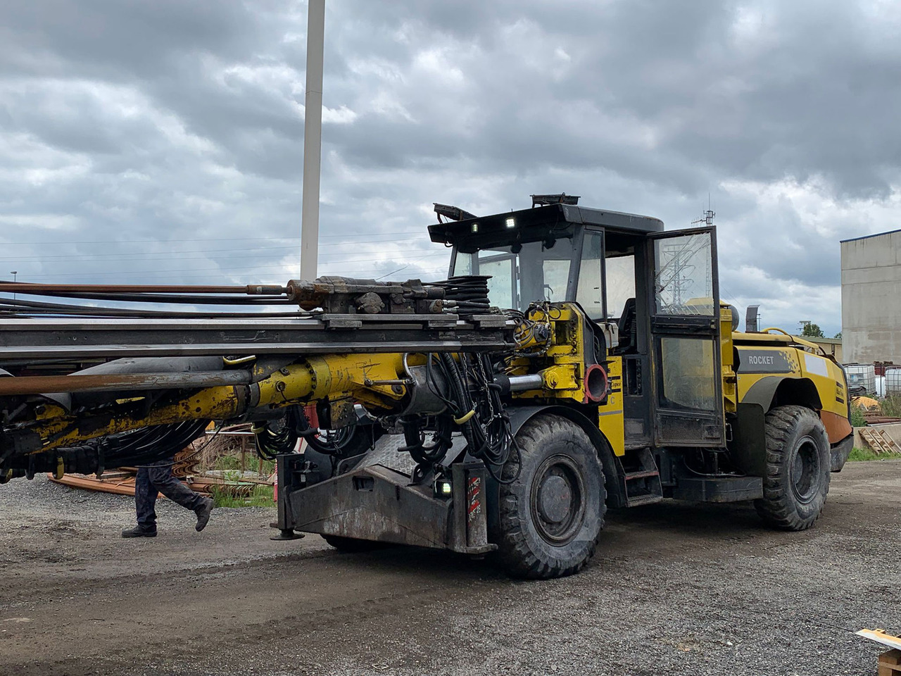 Atlas Copco L2C - Насочувачка машина за бушење: слика 1 Atlas Copco L2C - Насочувачка машина за бушење: слика 1