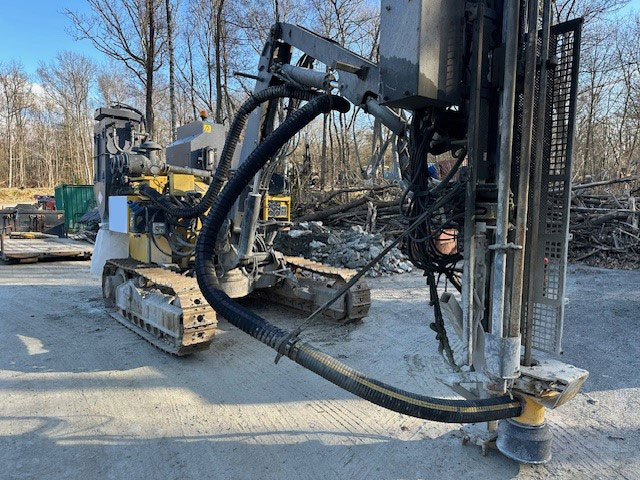 Atlas Copco ROC D3 - Машина за бушење: слика 2 Atlas Copco ROC D3 - Машина за бушење: слика 2