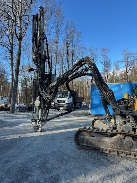 Atlas Copco ROC D3 - Машина за бушење: слика 4 Atlas Copco ROC D3 - Машина за бушење: слика 4