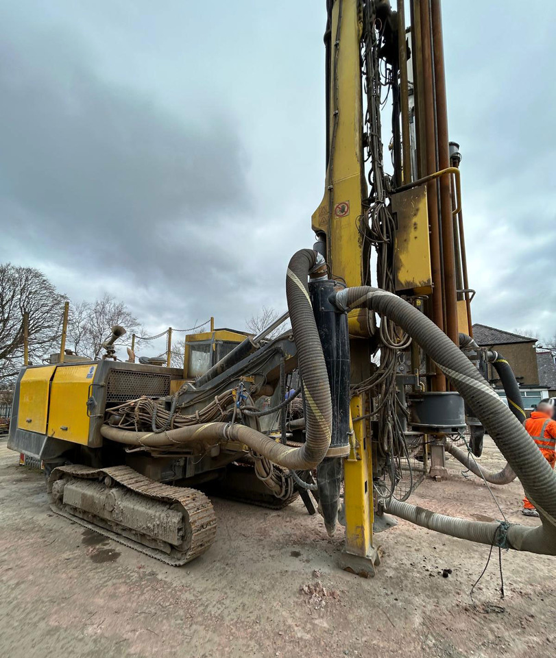 Atlas Copco ROC L8-44 - Машина за бушење: слика 4 Atlas Copco ROC L8-44 - Машина за бушење: слика 4
