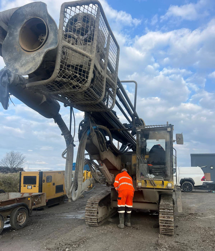 Atlas Copco ROC L8-44 - Машина за бушење: слика 4 Atlas Copco ROC L8-44 - Машина за бушење: слика 4