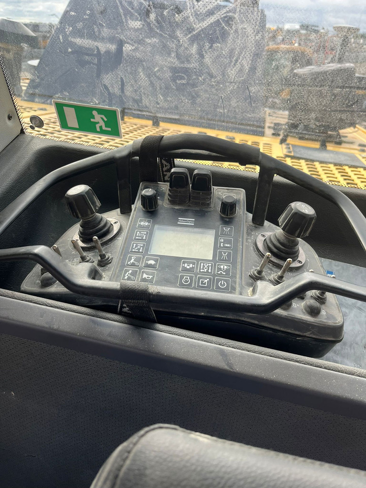 Atlas Copco SmartROC T35-11 - Машина за бушење: слика 5 Atlas Copco SmartROC T35-11 - Машина за бушење: слика 5