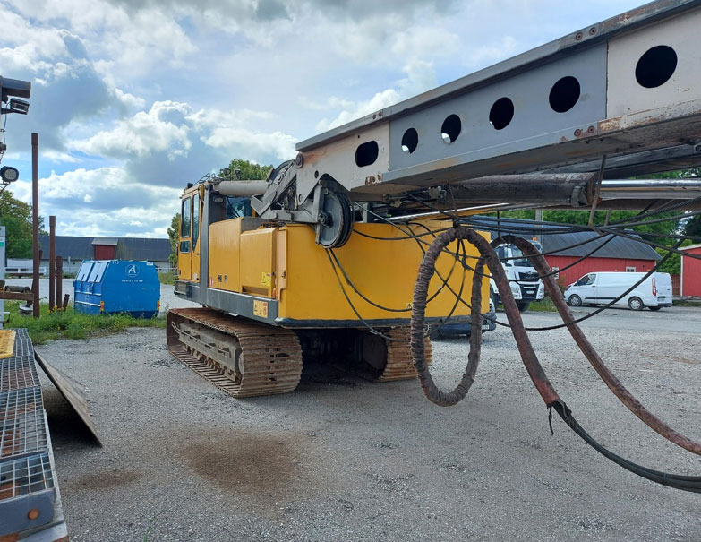 Banut 650 - Насочен насложувач: слика 3 Banut 650 - Насочен насложувач: слика 3