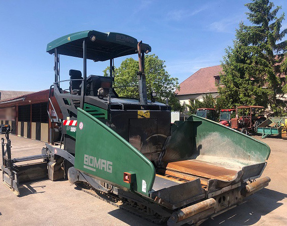 Bomag BF 300 P - Асфалтен поплочувач: слика 4 Bomag BF 300 P - Асфалтен поплочувач: слика 4
