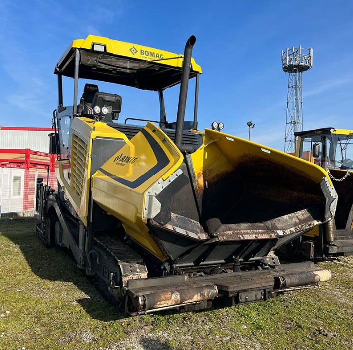 Bomag BF700 C-3 - Асфалтен поплочувач: слика 2 Bomag BF700 C-3 - Асфалтен поплочувач: слика 2