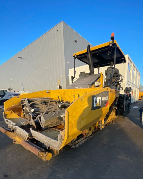 Caterpillar AP655F - Асфалтен поплочувач: слика 1 Caterpillar AP655F - Асфалтен поплочувач: слика 1