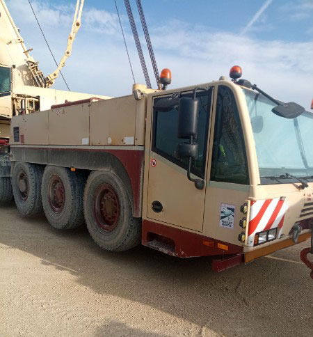 Demag AC 700 - Мобилен кран: слика 1 Demag AC 700 - Мобилен кран: слика 1
