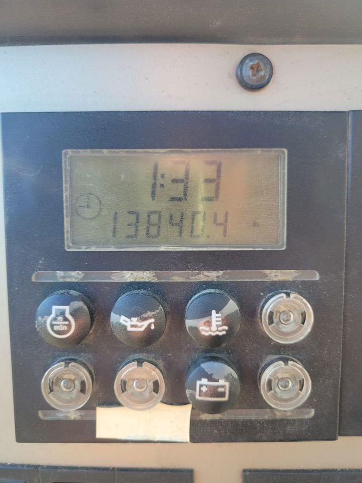 Demag AC 80-2 - Мобилен кран: слика 4 Demag AC 80-2 - Мобилен кран: слика 4