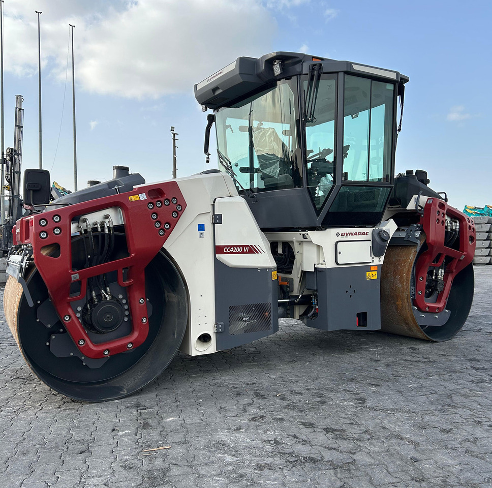 Dynapac CC4200 Vi - Ваљак: слика 3 Dynapac CC4200 Vi - Ваљак: слика 3