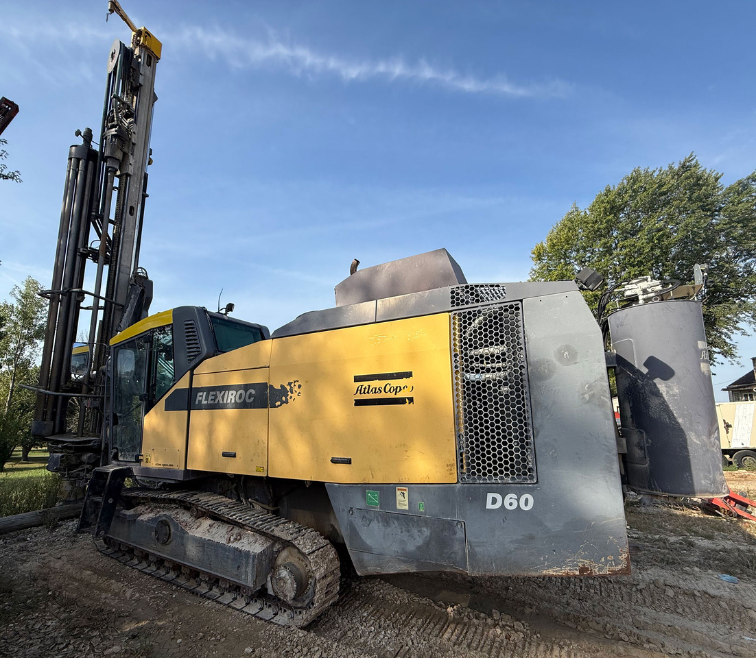 Epiroc FlexiROC D60 - Машина за бушење: слика 1 Epiroc FlexiROC D60 - Машина за бушење: слика 1