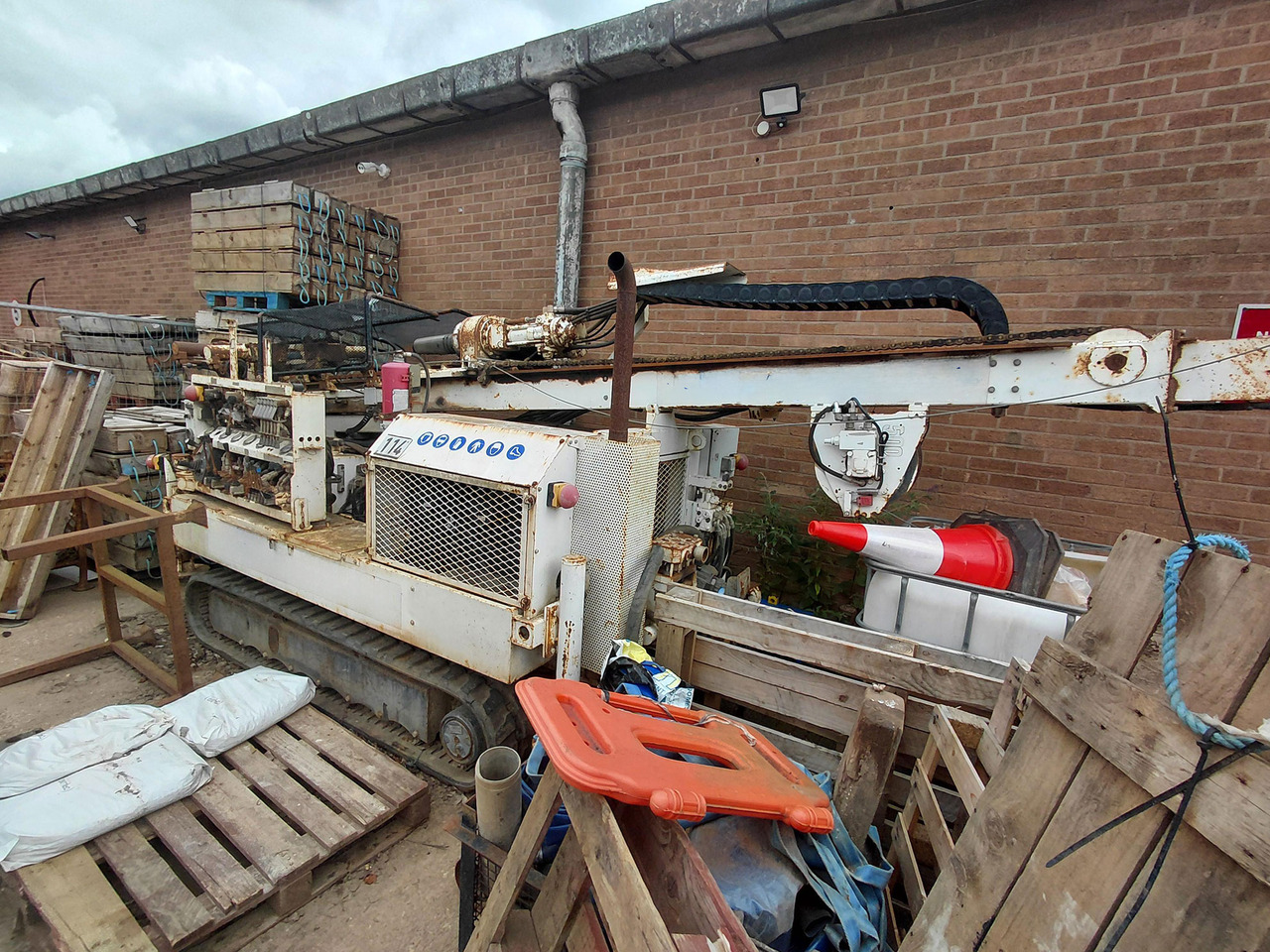 Geotec TB350 - Машина за бушење: слика 3 Geotec TB350 - Машина за бушење: слика 3