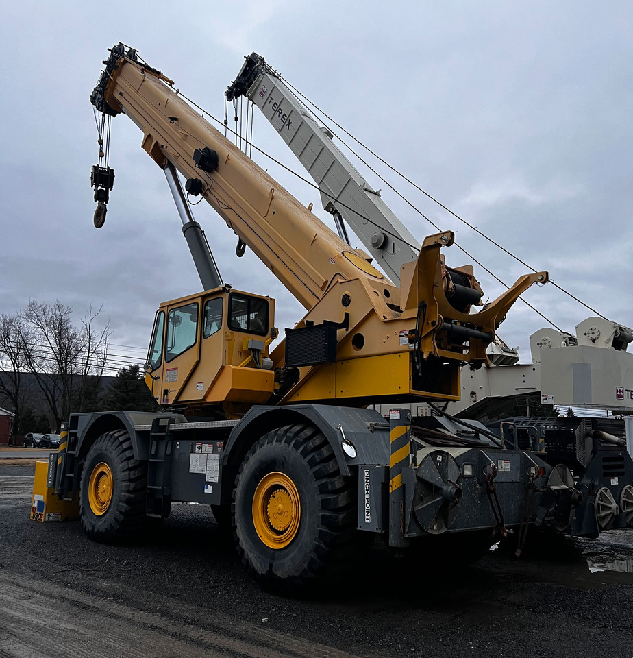 Grove RT890E - Мобилен кран: слика 4 Grove RT890E - Мобилен кран: слика 4