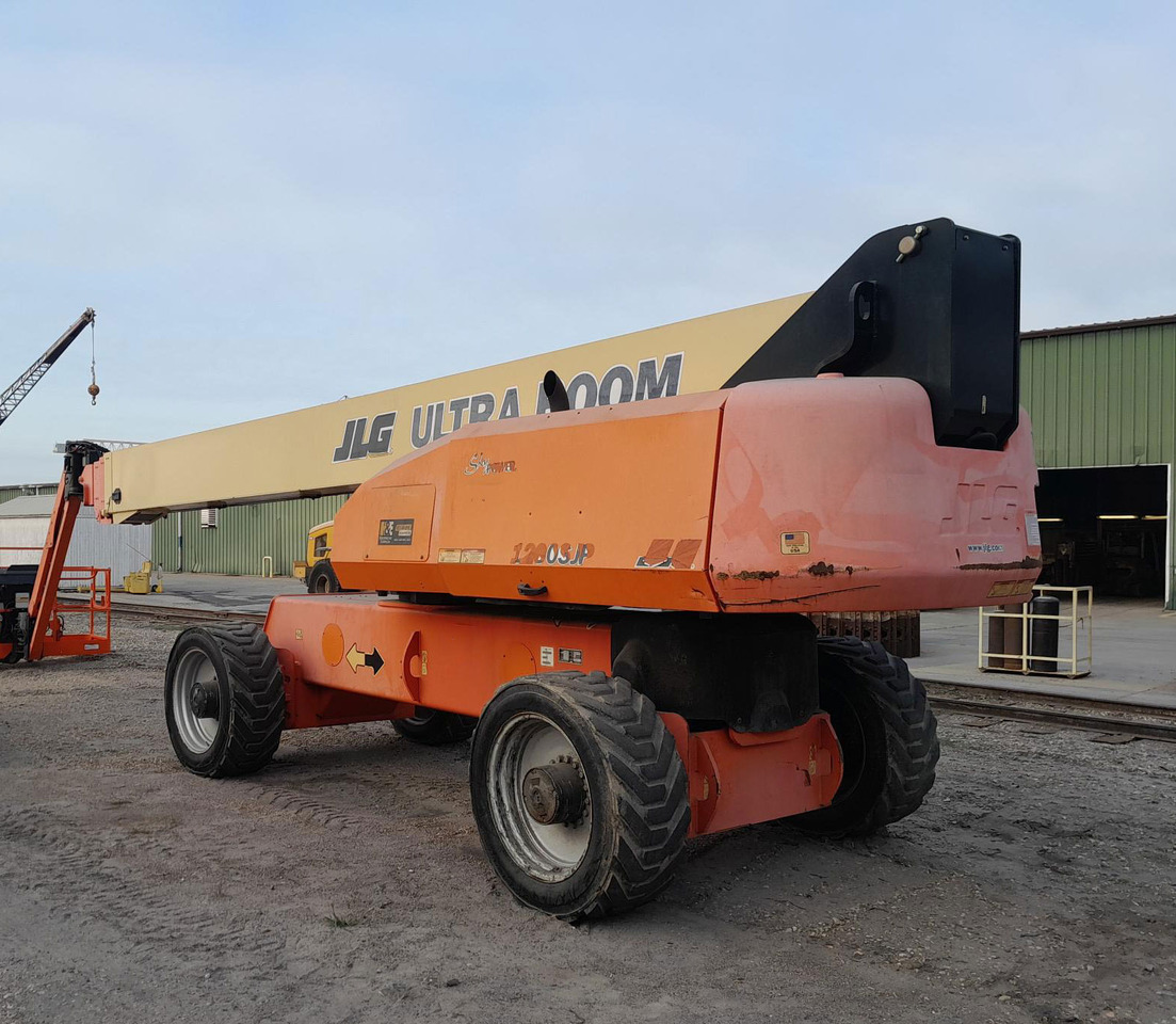JLG 1200SJP - Телескопски натоварувач на тркала: слика 4 JLG 1200SJP - Телескопски натоварувач на тркала: слика 4