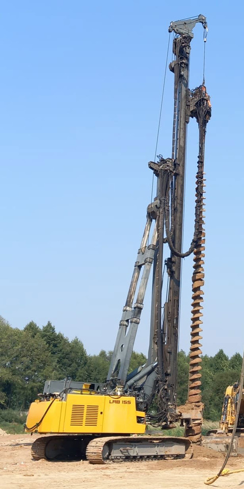 Liebherr LRB 155 - Насочен насложувач: слика 5 Liebherr LRB 155 - Насочен насложувач: слика 5
