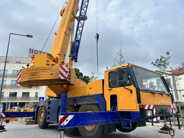 Liebherr LTM 1050-1 - Мобилен кран: слика 1 Liebherr LTM 1050-1 - Мобилен кран: слика 1