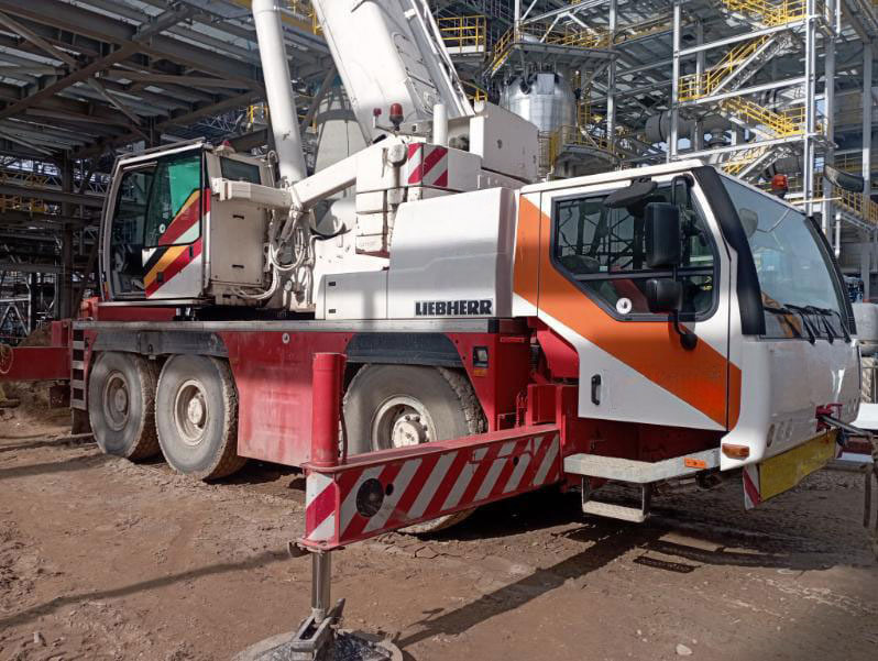 Liebherr LTM 1055-3.2 - Мобилен кран: слика 2 Liebherr LTM 1055-3.2 - Мобилен кран: слика 2