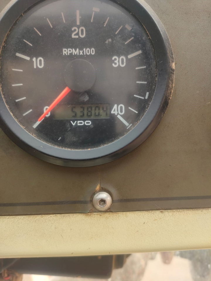 Llamada P130 - Насочен насложувач: слика 5 Llamada P130 - Насочен насложувач: слика 5