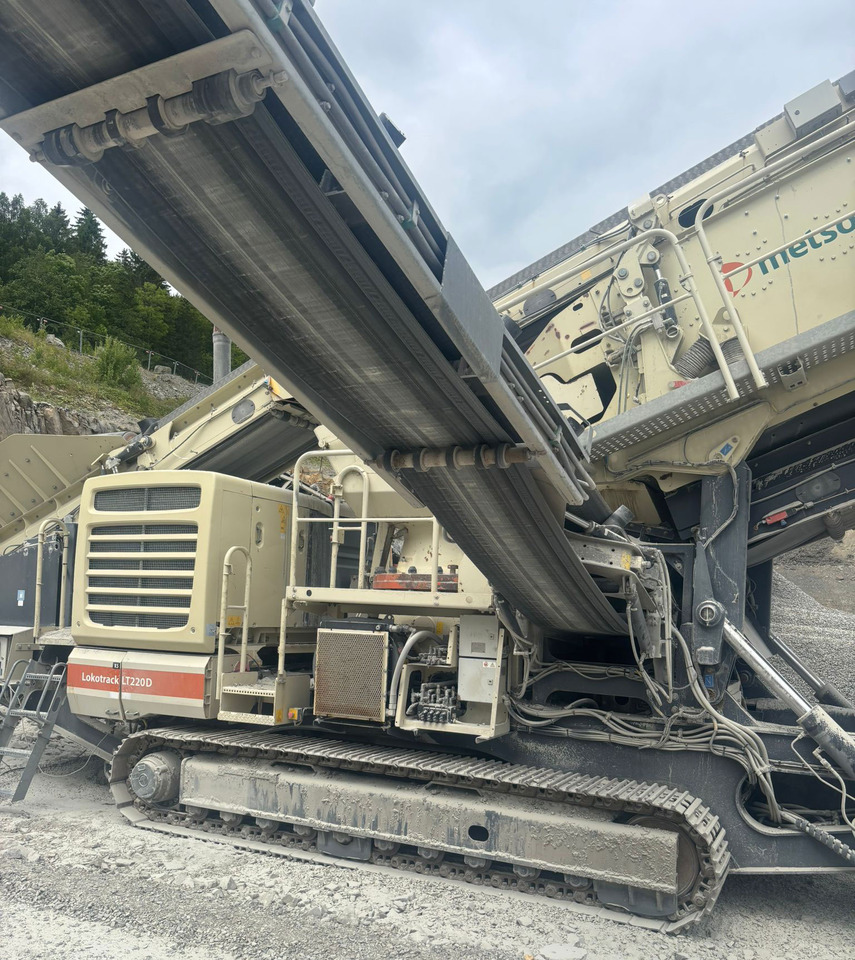 Metso Lokotrack LT220D - Конус дробилката: слика 1 Metso Lokotrack LT220D - Конус дробилката: слика 1