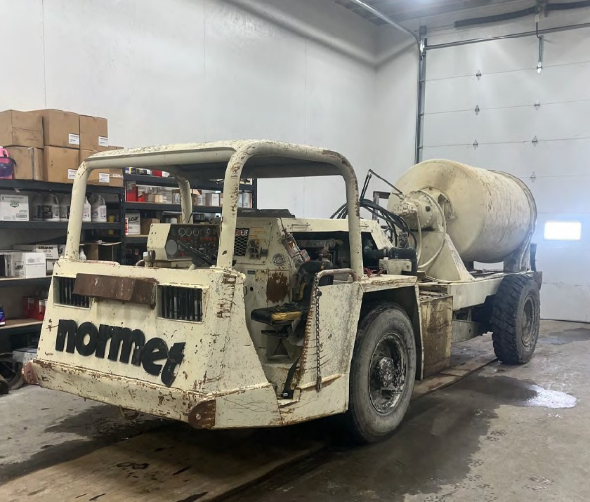 Normet A-64 - Камион миксер за бетон: слика 2 Normet A-64 - Камион миксер за бетон: слика 2