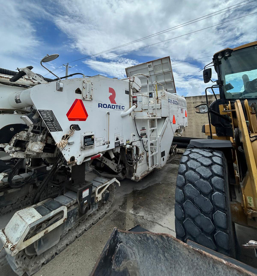 Roadtec RX-600E - Асфалтна мелница: слика 4 Roadtec RX-600E - Асфалтна мелница: слика 4