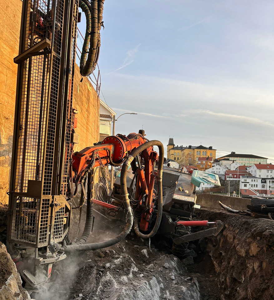 Sandvik Commando DC300Ri - Машина за бушење: слика 5 Sandvik Commando DC300Ri - Машина за бушење: слика 5