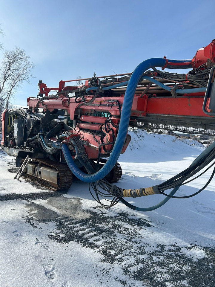 Sandvik DI550 - Машина за бушење: слика 4 Sandvik DI550 - Машина за бушење: слика 4