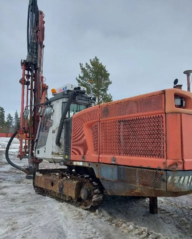 Sandvik DP1500i - Машина за бушење: слика 1 Sandvik DP1500i - Машина за бушење: слика 1