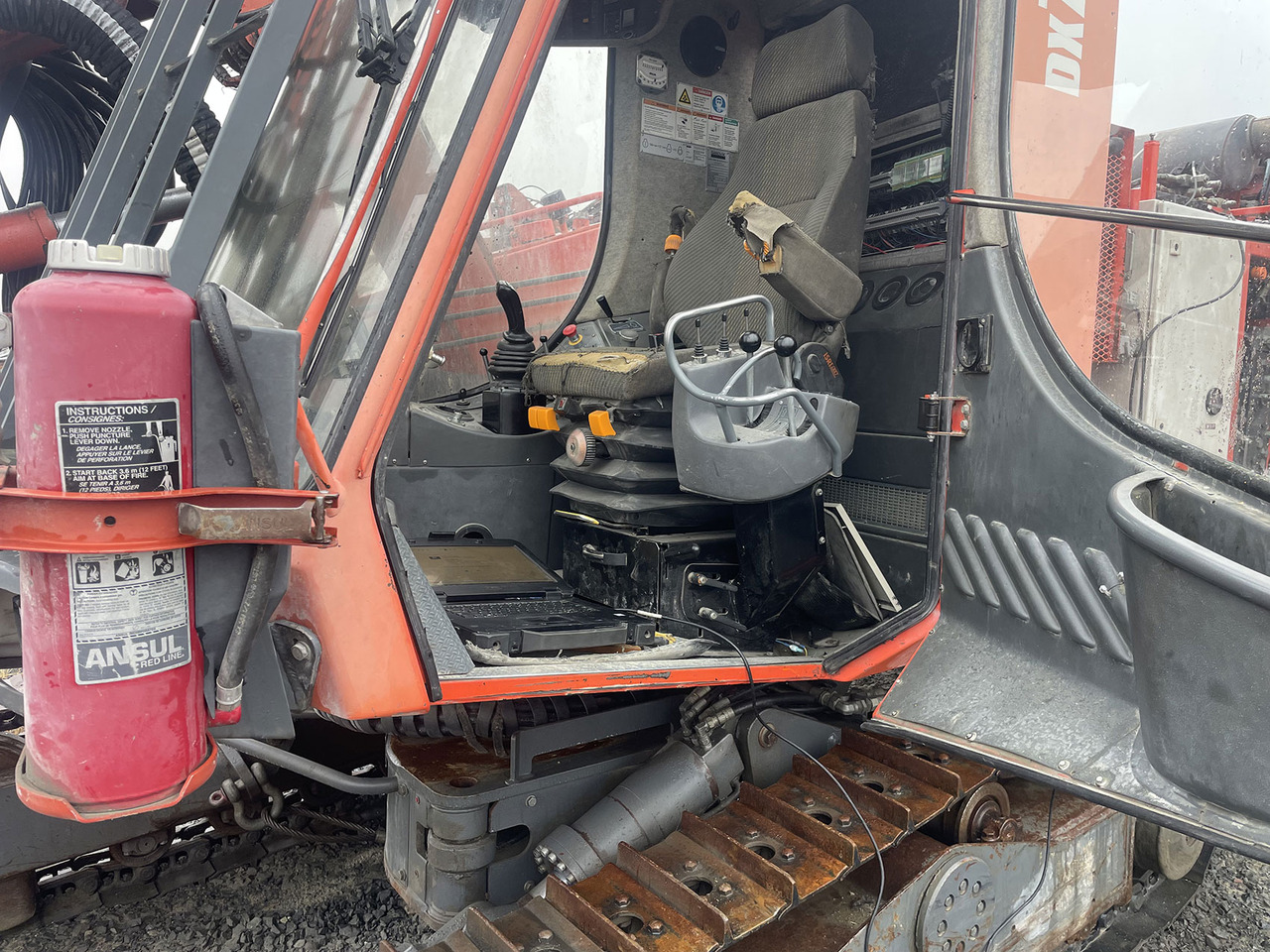 Sandvik DX700 - Машина за бушење: слика 4 Sandvik DX700 - Машина за бушење: слика 4
