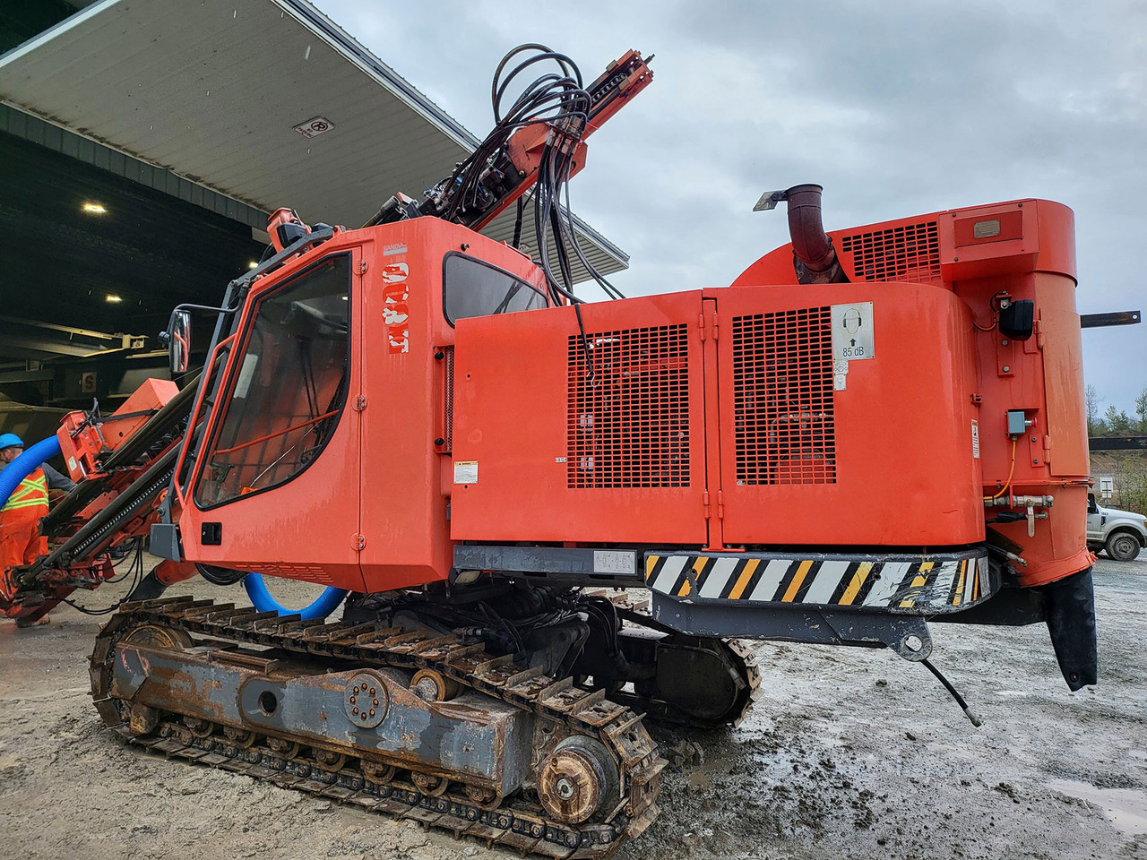 Sandvik DX800 - Машина за бушење: слика 1 Sandvik DX800 - Машина за бушење: слика 1