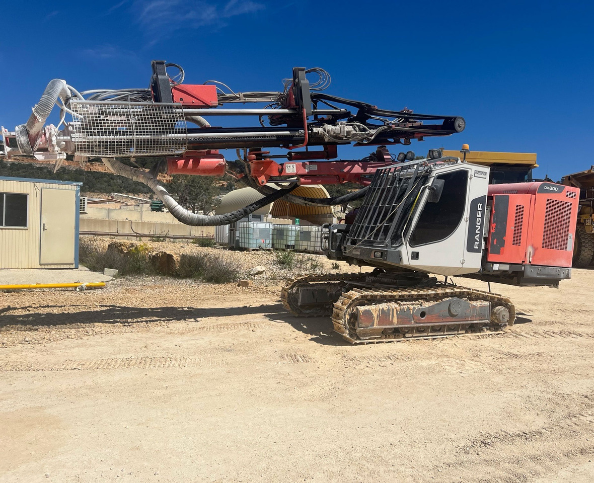 Sandvik DX800 - Машина за бушење: слика 2 Sandvik DX800 - Машина за бушење: слика 2