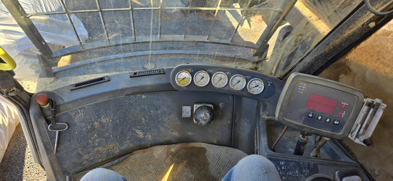 Sandvik DX800 - Машина за бушење: слика 5 Sandvik DX800 - Машина за бушење: слика 5