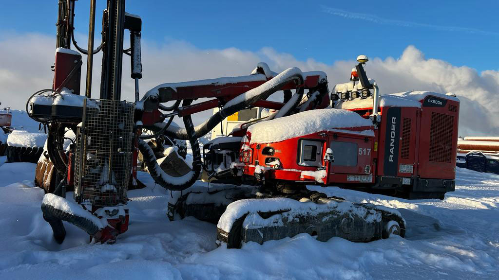 Sandvik DX800R - Машина за бушење: слика 1 Sandvik DX800R - Машина за бушење: слика 1