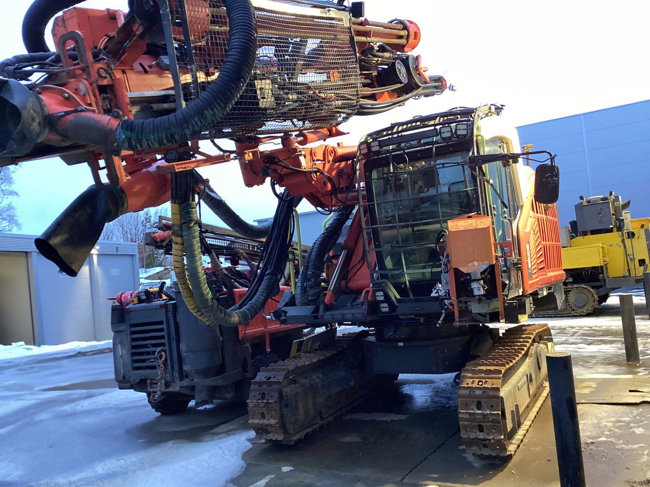 Sandvik DX800i - Машина за бушење: слика 4 Sandvik DX800i - Машина за бушење: слика 4