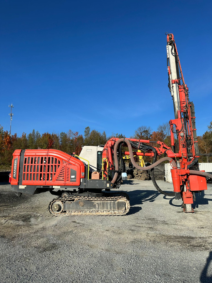 Sandvik DX900i - Машина за бушење: слика 1 Sandvik DX900i - Машина за бушење: слика 1