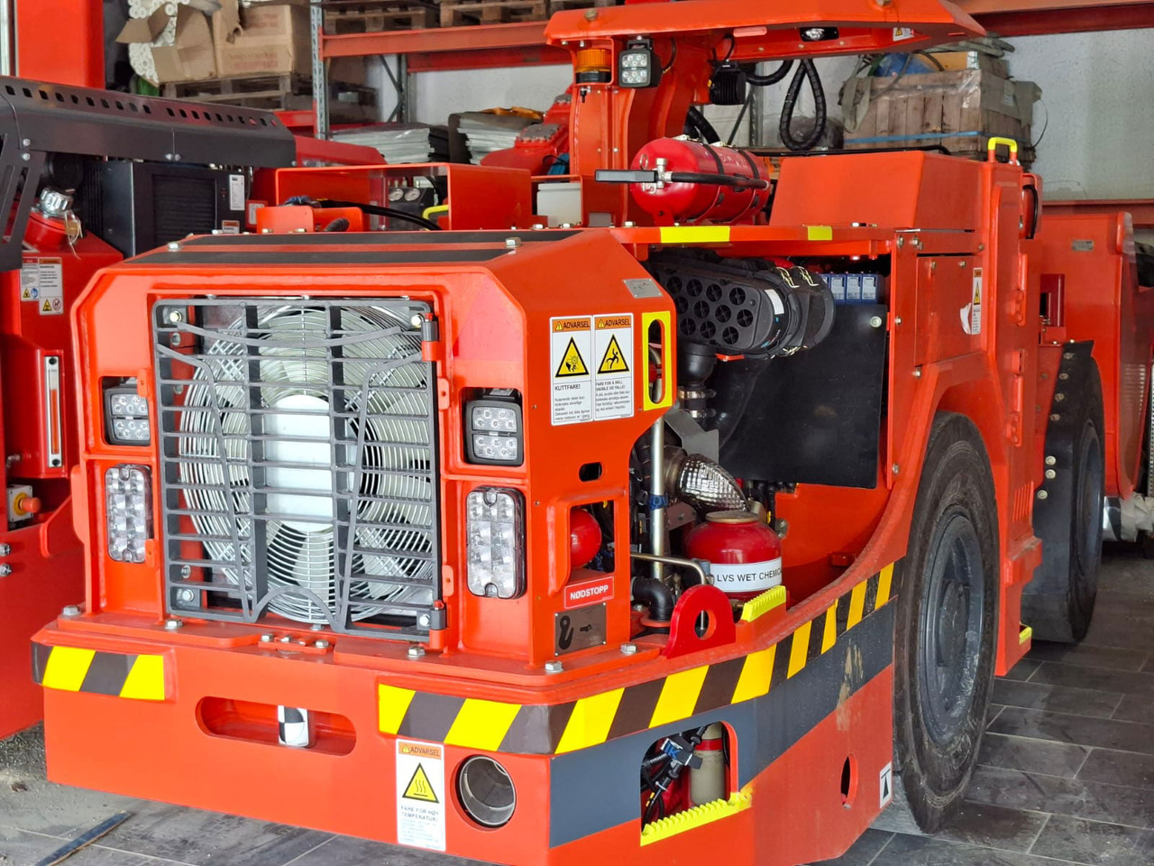Sandvik LH202 - Рударска машина: слика 2 Sandvik LH202 - Рударска машина: слика 2