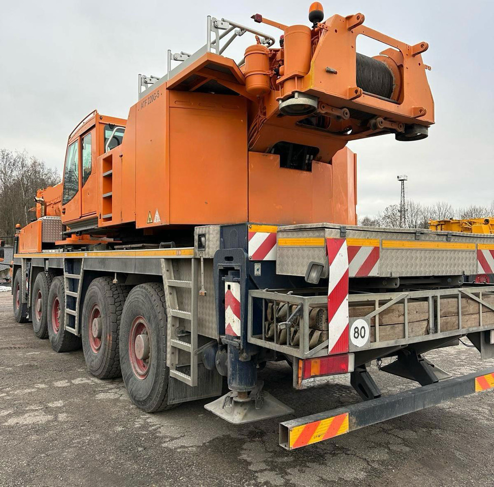 Tadano Faun ATF 220G-5 - Мобилен кран: слика 3 Tadano Faun ATF 220G-5 - Мобилен кран: слика 3