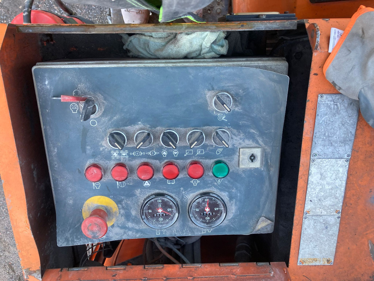 Tamrock Commando 120R - Машина за бушење: слика 5 Tamrock Commando 120R - Машина за бушење: слика 5