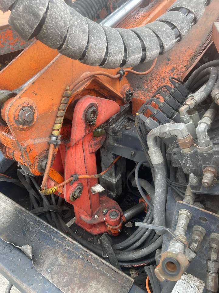 Tamrock Commando 120R - Машина за бушење: слика 5 Tamrock Commando 120R - Машина за бушење: слика 5