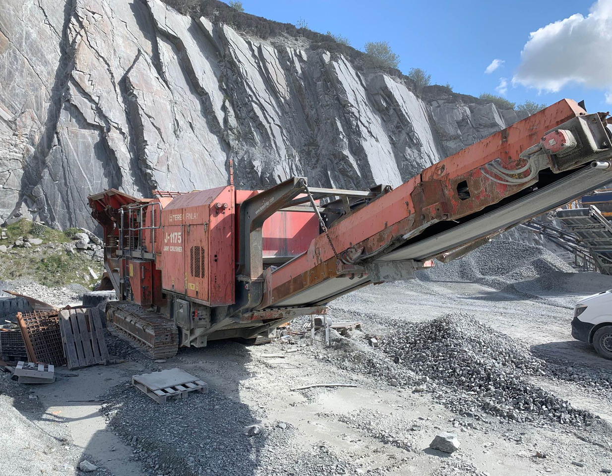 Terex Finlay J-1175 - Дробилката за вилица: слика 1 Terex Finlay J-1175 - Дробилката за вилица: слика 1