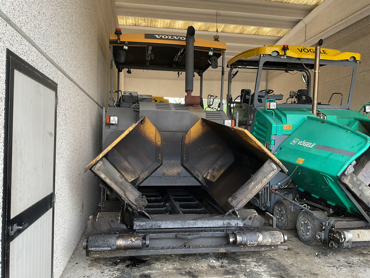 Volvo P6870C - Асфалтен поплочувач: слика 4 Volvo P6870C - Асфалтен поплочувач: слика 4