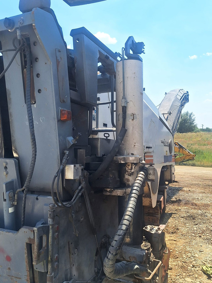 Wirtgen W 120 F - Асфалтна мелница: слика 5 Wirtgen W 120 F - Асфалтна мелница: слика 5